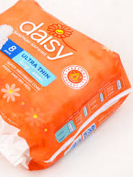 DAISY SANITARY NAPKINS  8 PADS